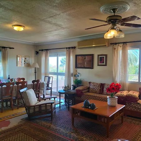 Casa Estanque Compartida Piscina Y Jardin 7 Pax *